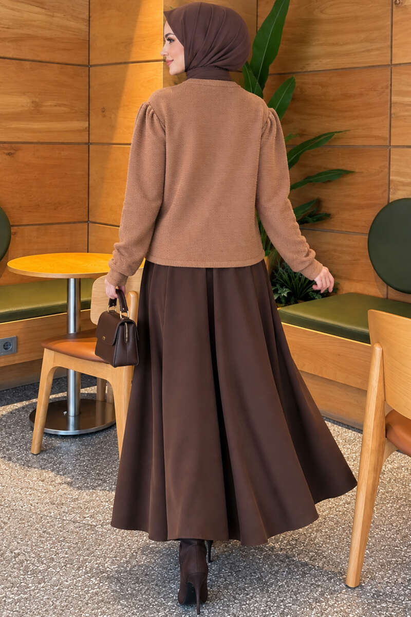 Knit Cardigan with Pearl Buttons - Camel