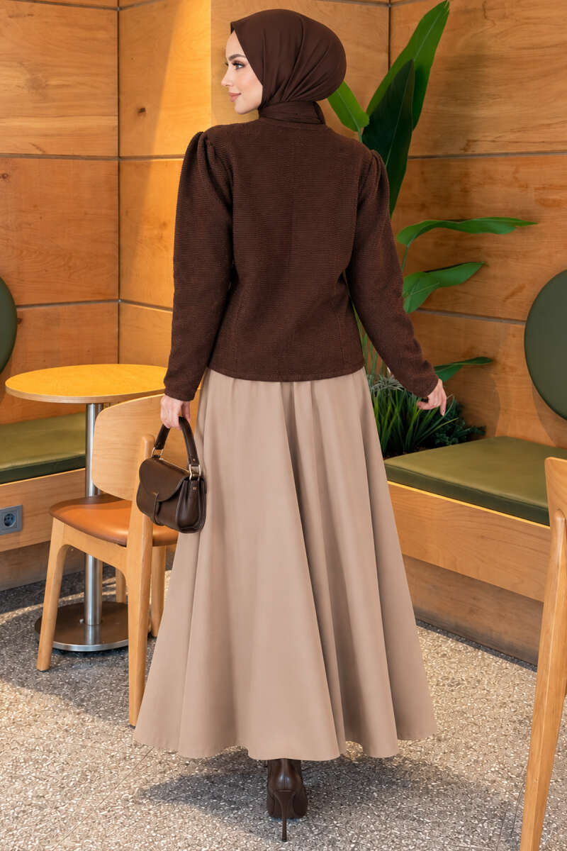 Knit Cardigan with Pearl Buttons - Brown