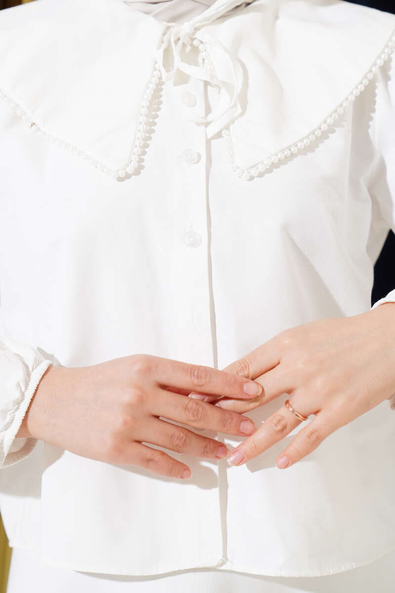Short Sailor-Collar Shirt with Pearls - Ecru