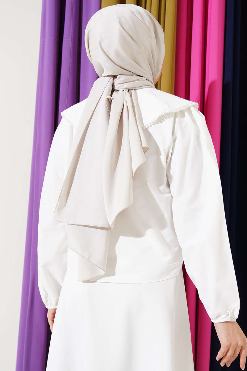 Short Sailor-Collar Shirt with Pearls - Ecru