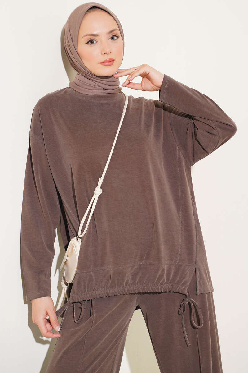 Basic Two-Piece Set with Tie Detail - Brown