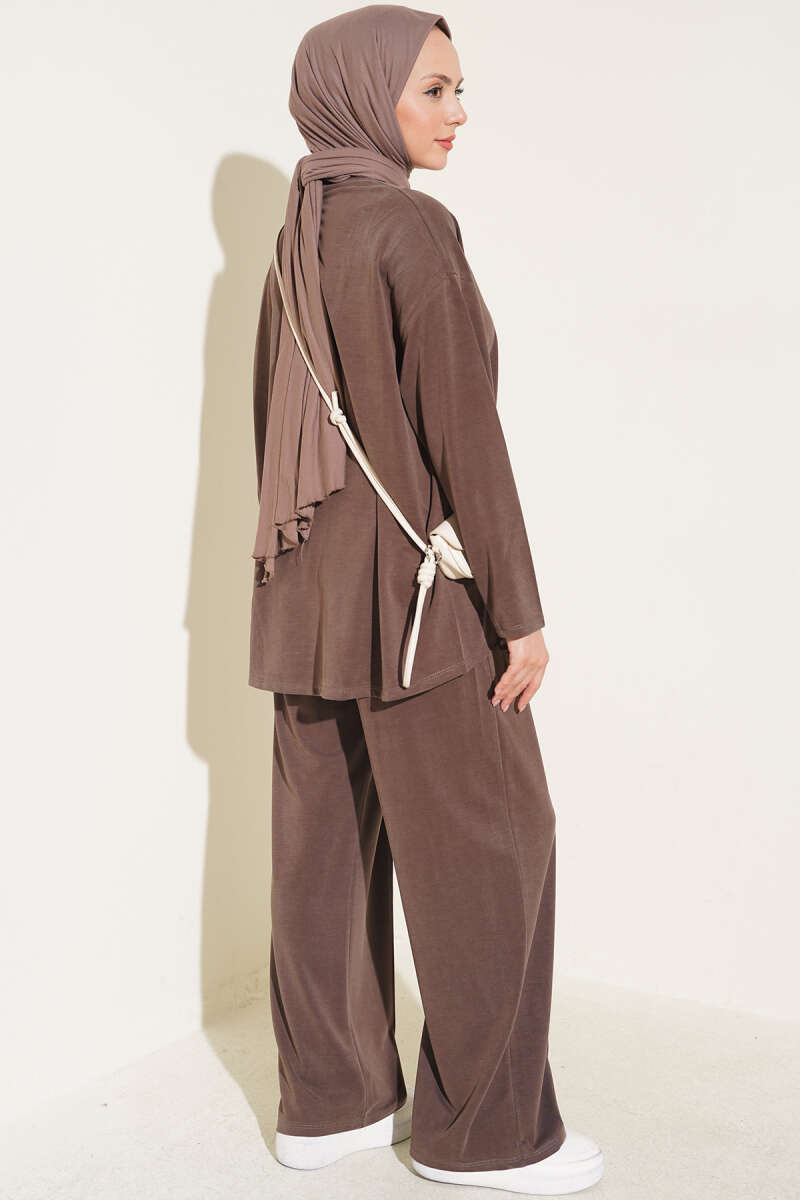Basic Two-Piece Set with Tie Detail - Brown