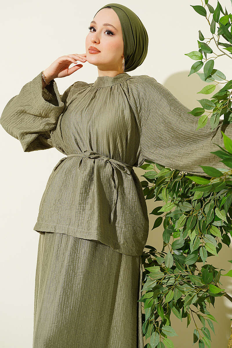 Loose Two-Piece Skirt Set with Cord Belt - Khaki