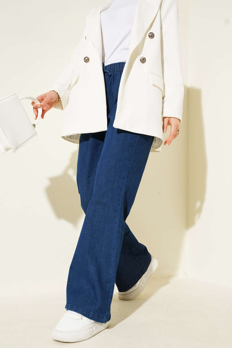 Flared Jeans - Mid Blue