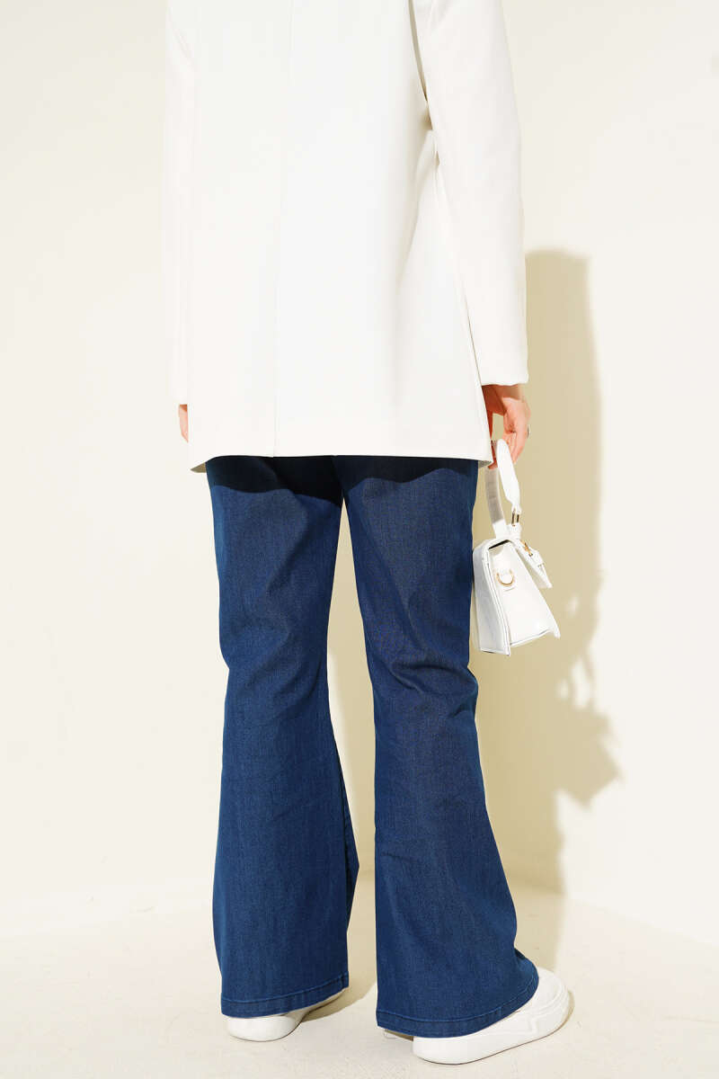 Flared Jeans - Mid Blue