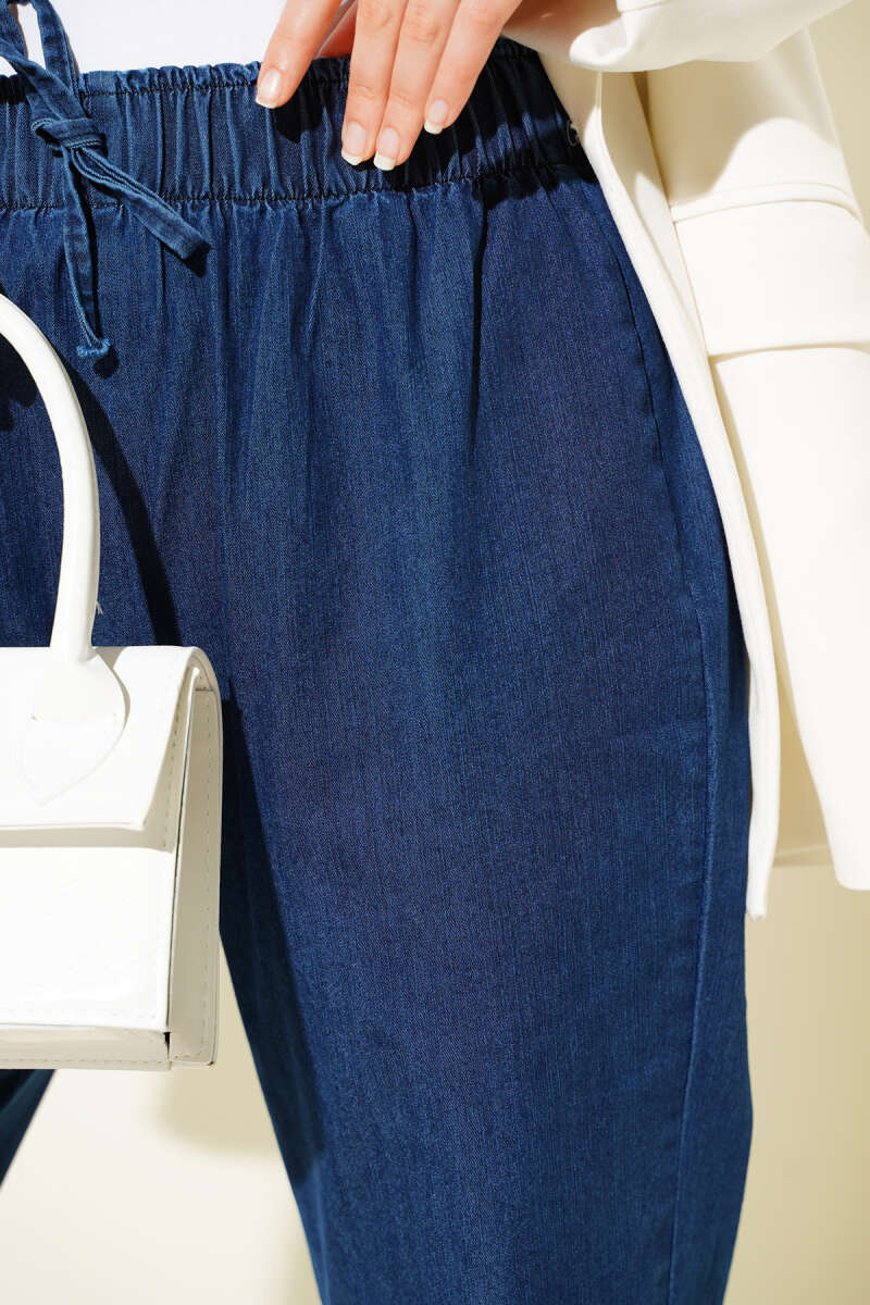 Flared Jeans - Mid Blue