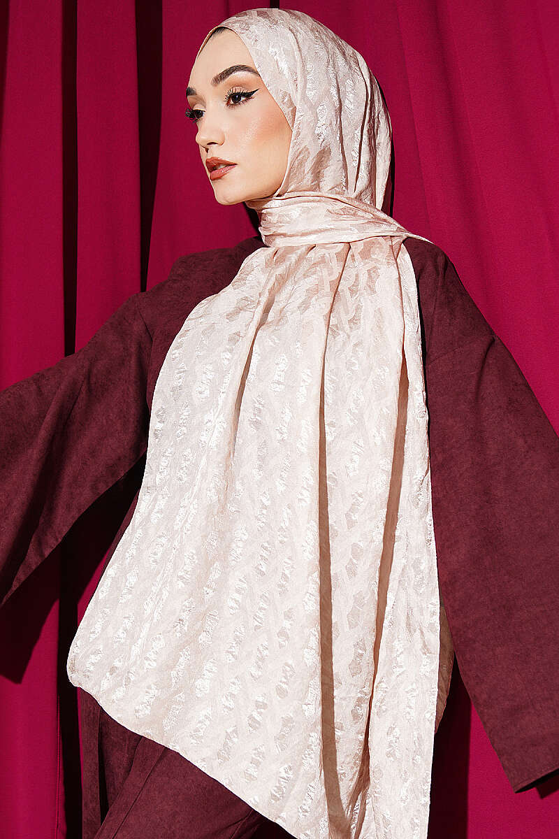 Embossed Jacquard Shawl - Beige