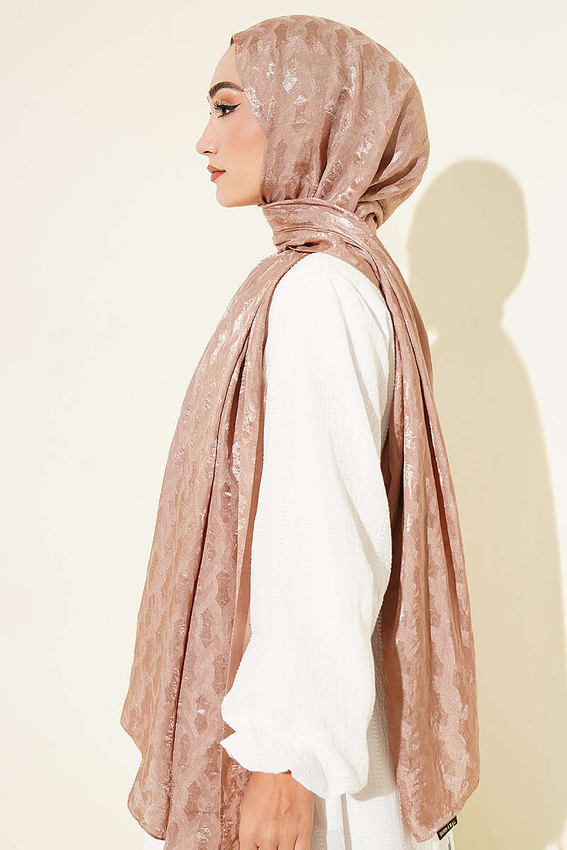 Embossed Jacquard Shawl - Latte