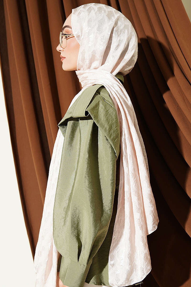 Embossed Jacquard Shawl - Champagne