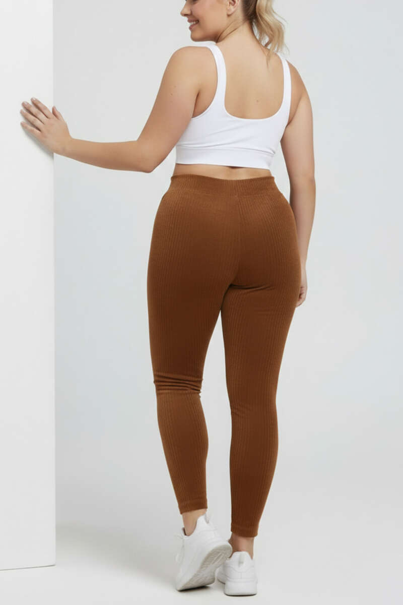 Plus-Size Velvet Leggings - Brown