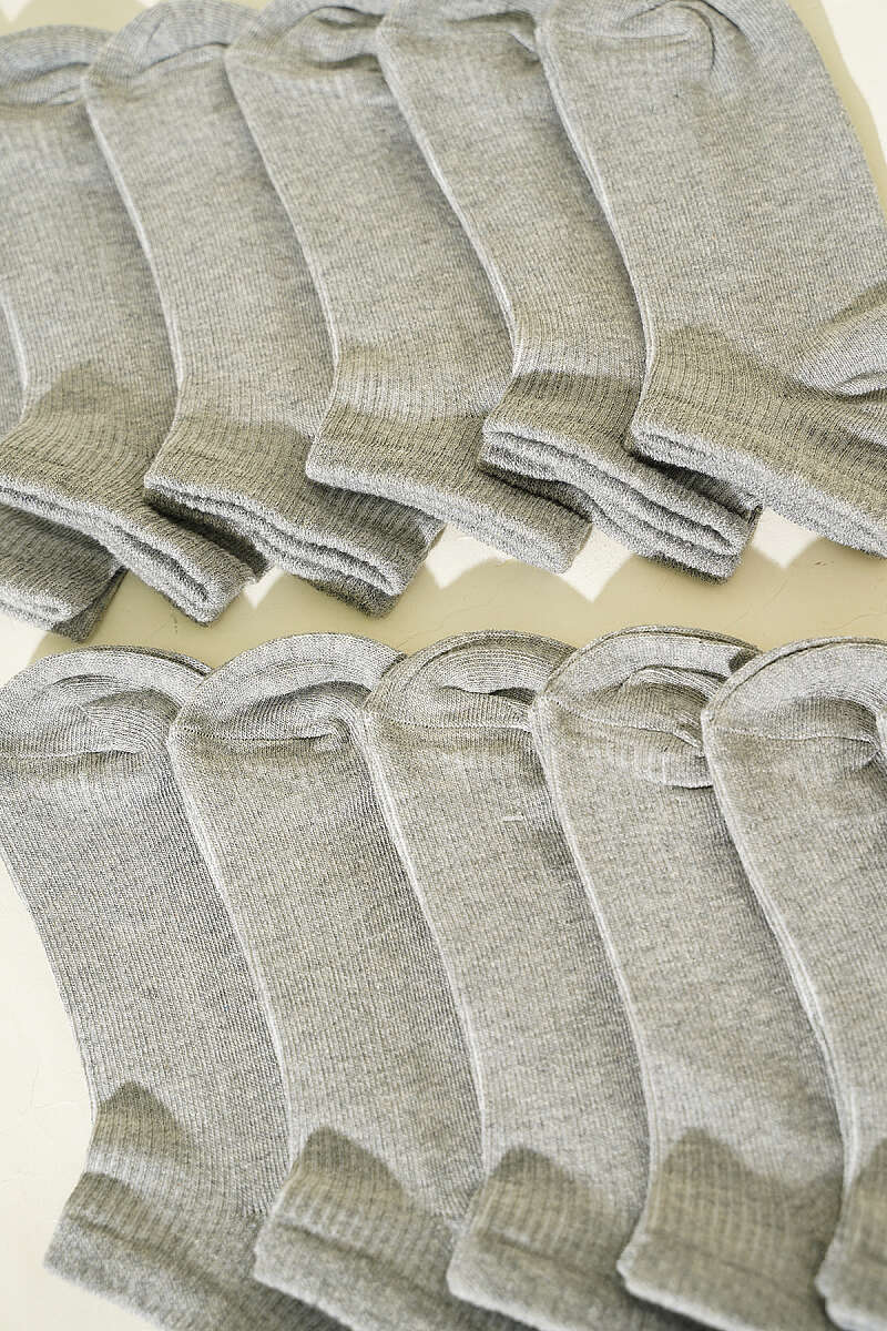12-Pack Fine-Rib Patterned Ankle Socks - Grey