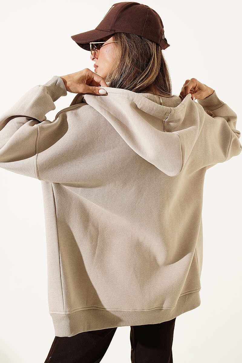 Three-Thread Cardigan with Kangaroo Pocket - Beige