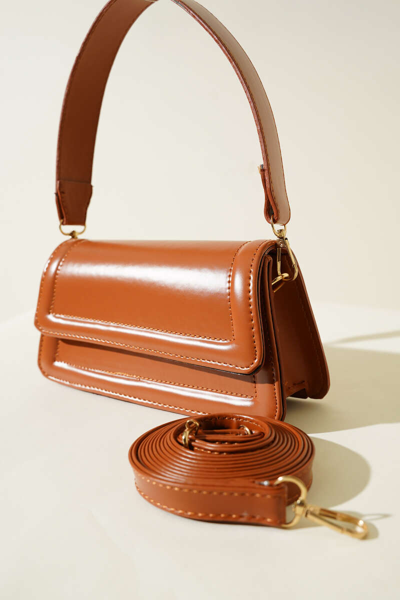 Magnetic Flap Handbag - Tan