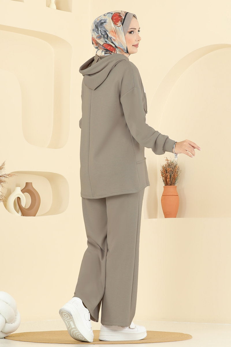 Modal Set with Hood Detail - Mink