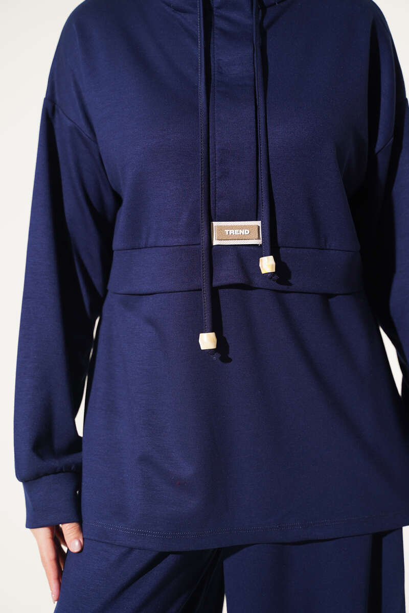 Hooded Two-Piece Set with Emblem - Navy