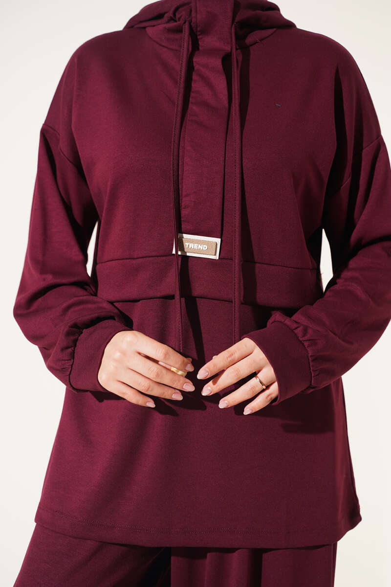 Hooded Two-Piece Set with Emblem - Plum