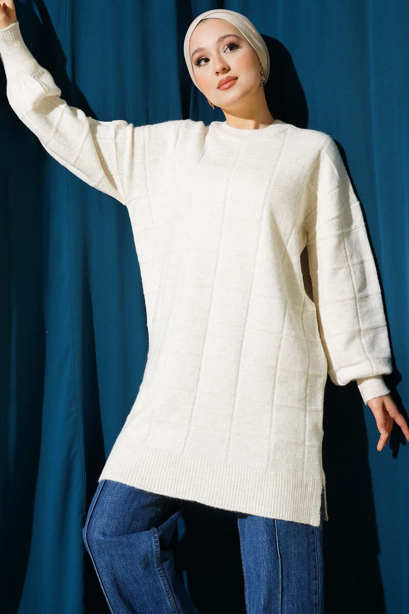 Soft Check Pattern Knit Tunic - Ecru