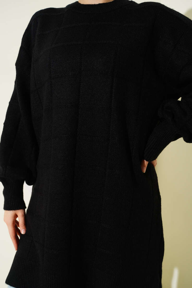 Soft Check Pattern Knit Tunic - Black