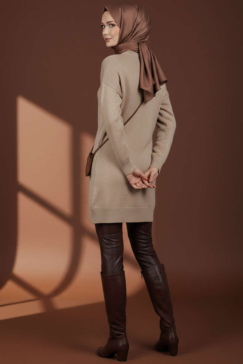 Soft Knit Tunic with Square Texture - Latte
