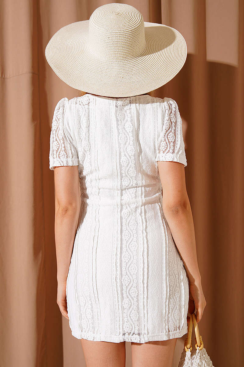 Square-Neck Lace Dress - White