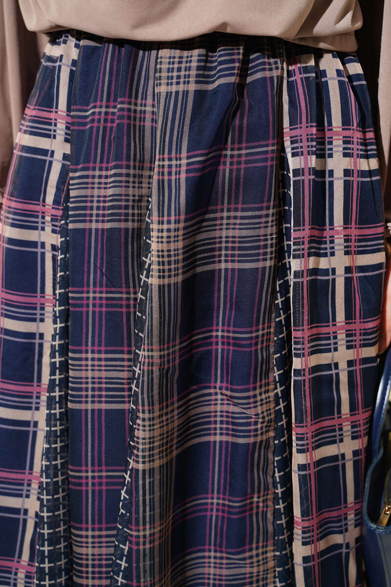 Mixed Plaid Chiffon Skirt - Navy