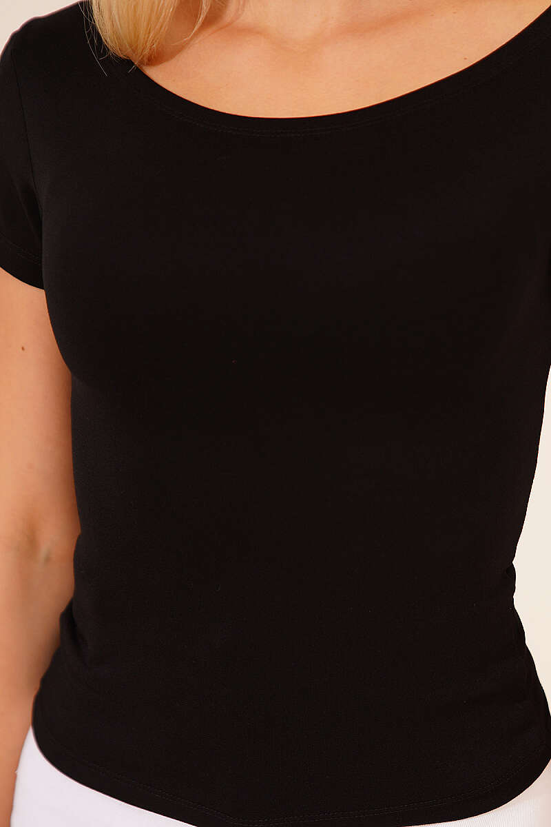 Boat-Neck Loycha T-Shirt - Black