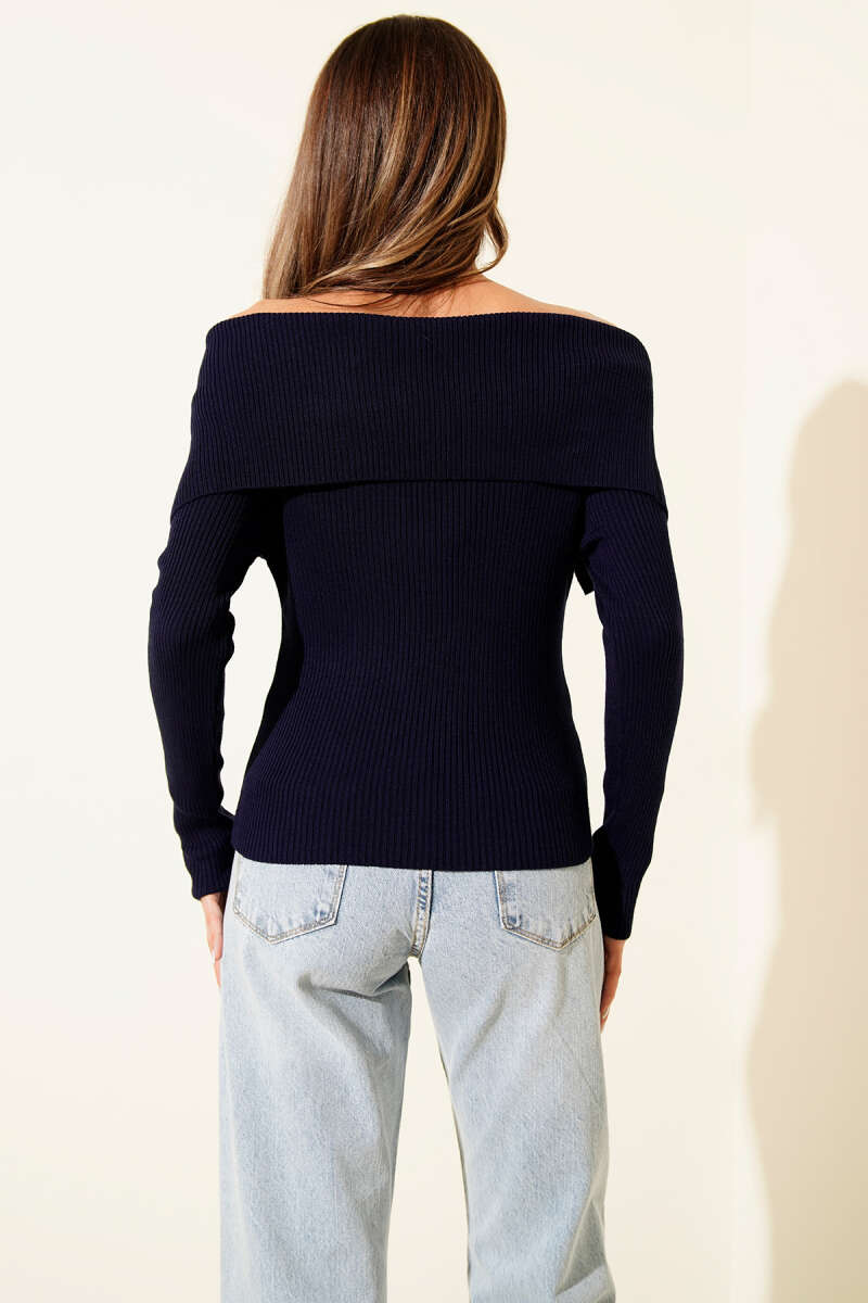 Boat-Neck Knit Sweater - Navy