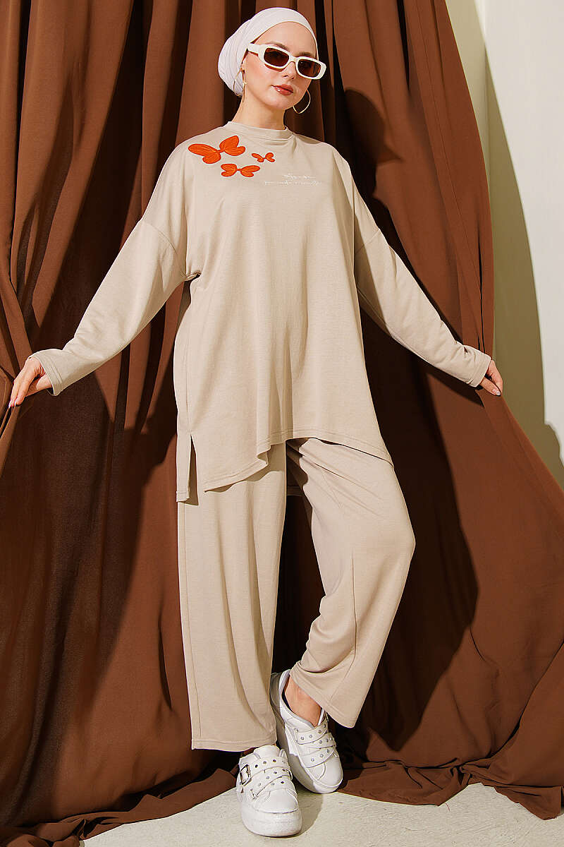 Butterfly Embroidered Two-Piece Set - Beige