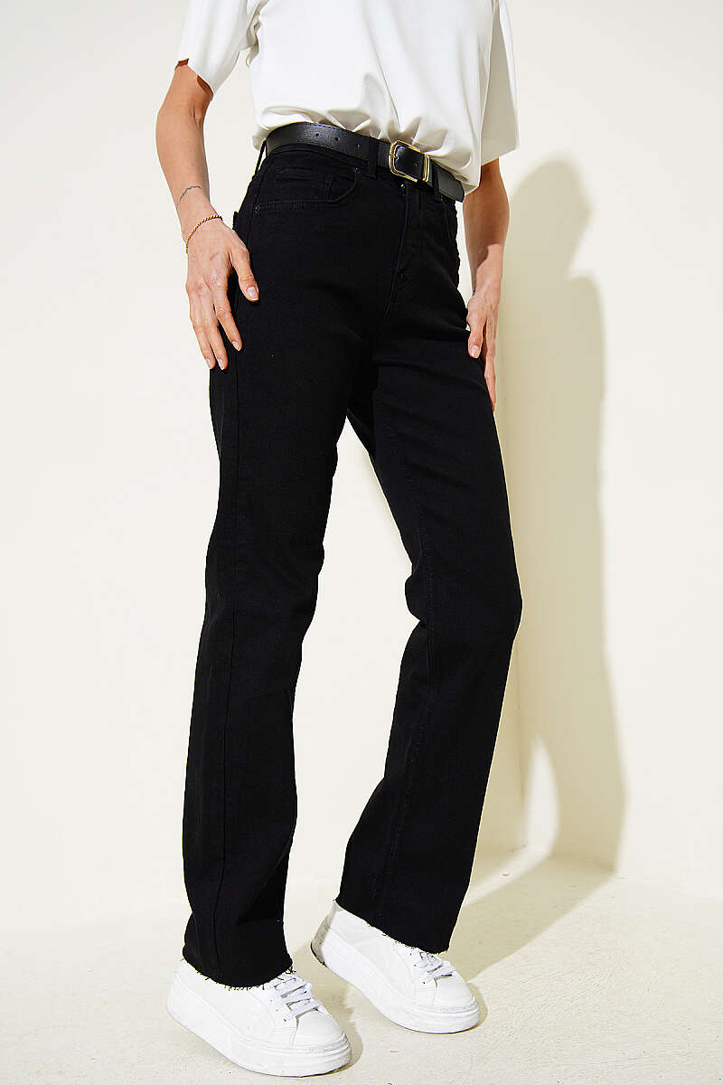 Belted Straight-Leg Jeans with Cut Detail - Black