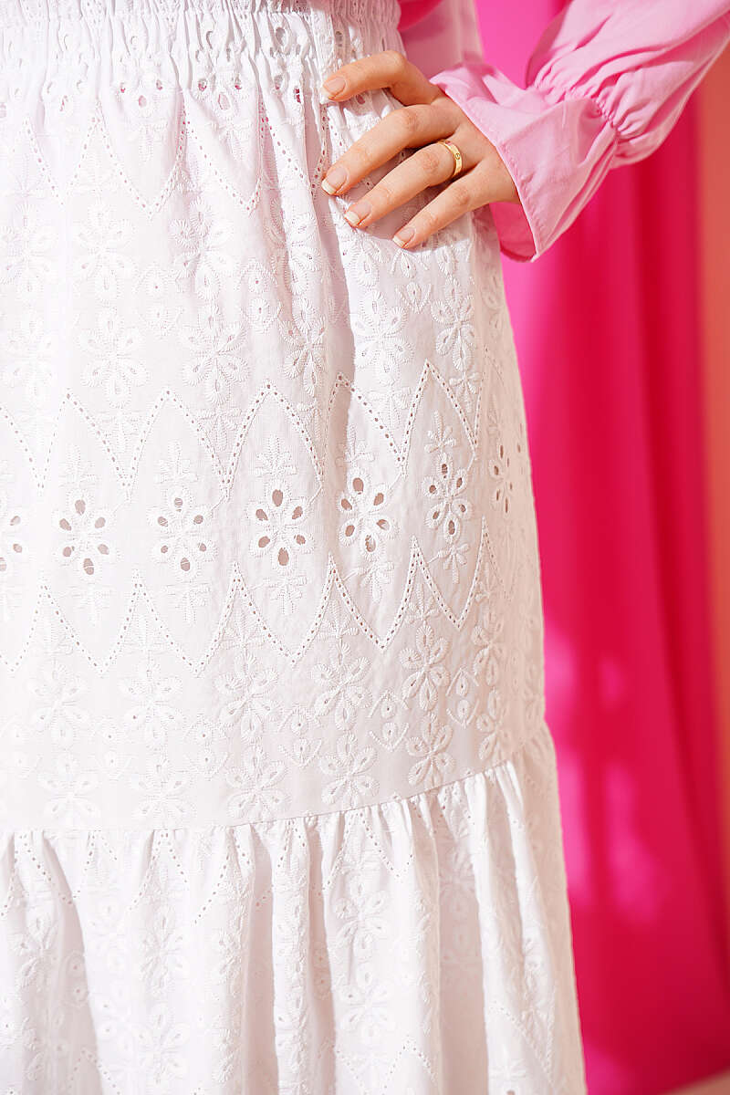 Belted Tiered Embroidered Skirt - White