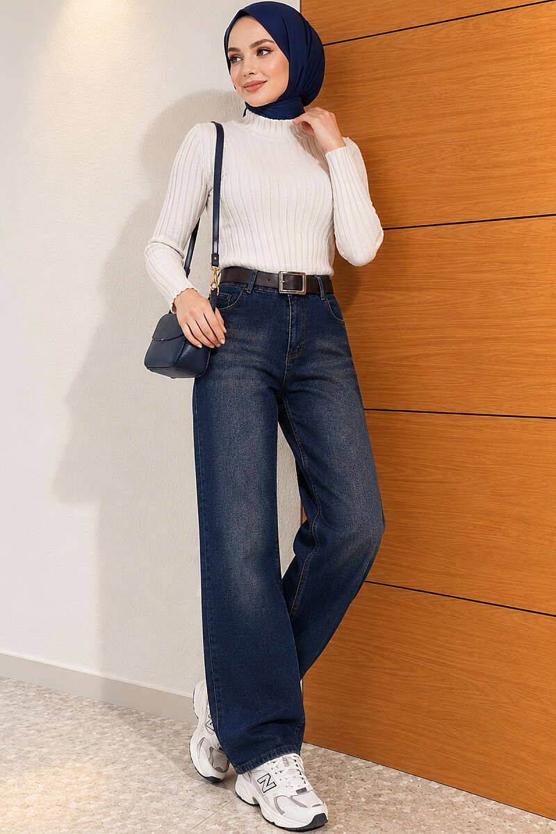 Belted Wide-Leg Jeans - Classic Denim