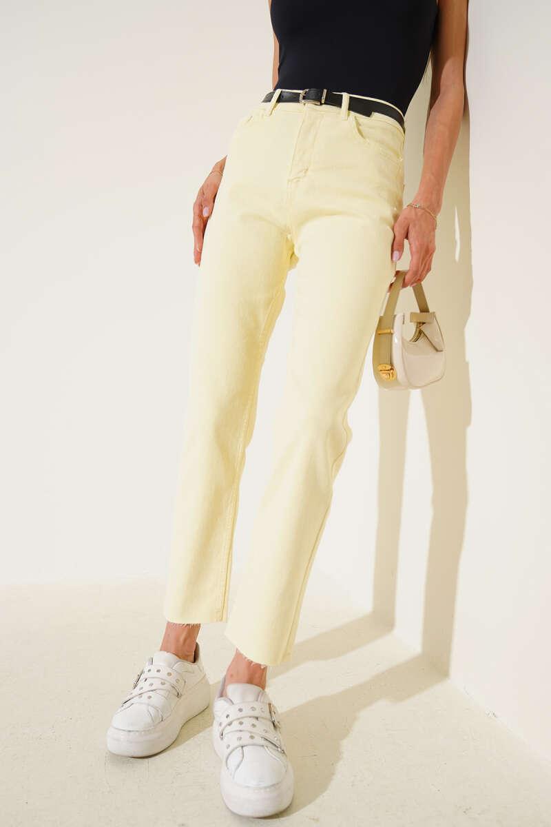 Belted Cropped Pants - Yellow