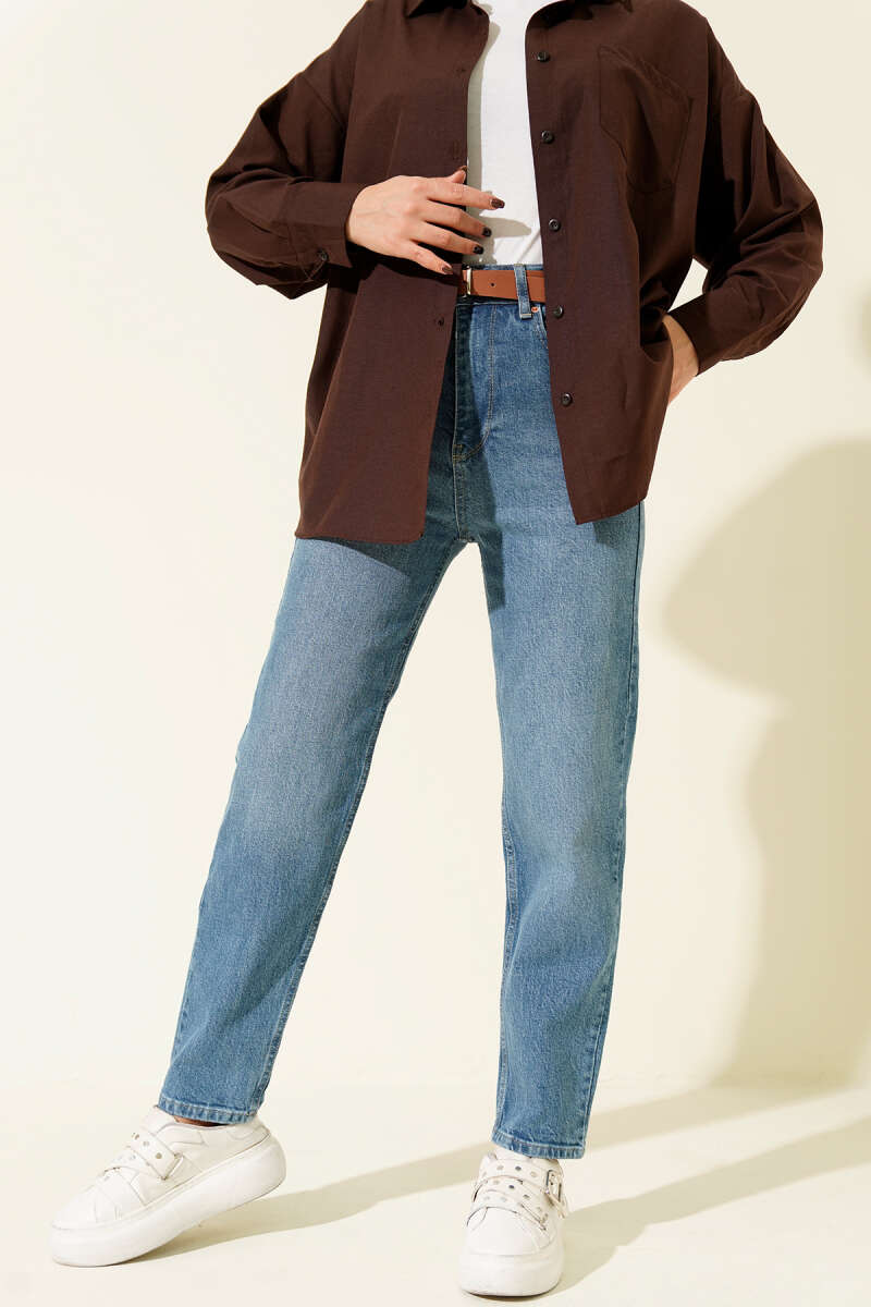Belted Mom Jeans - Light Blue
