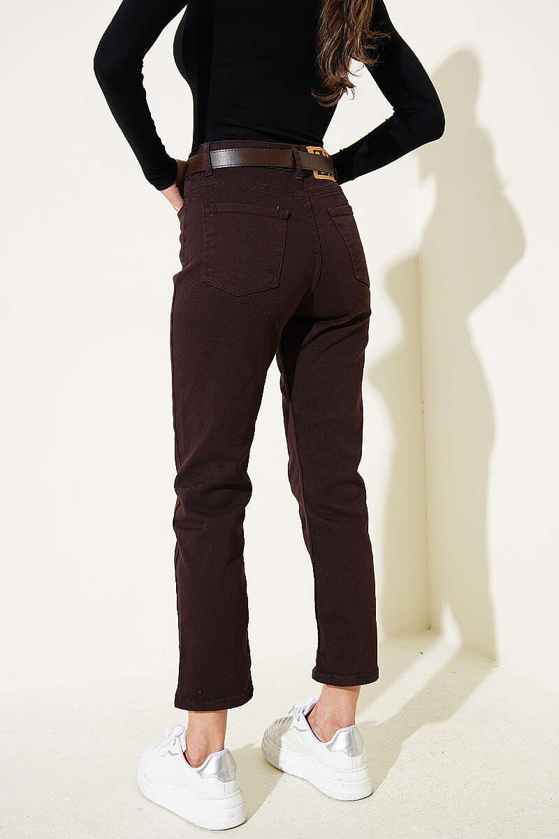 Belted Mom Jeans - Brown