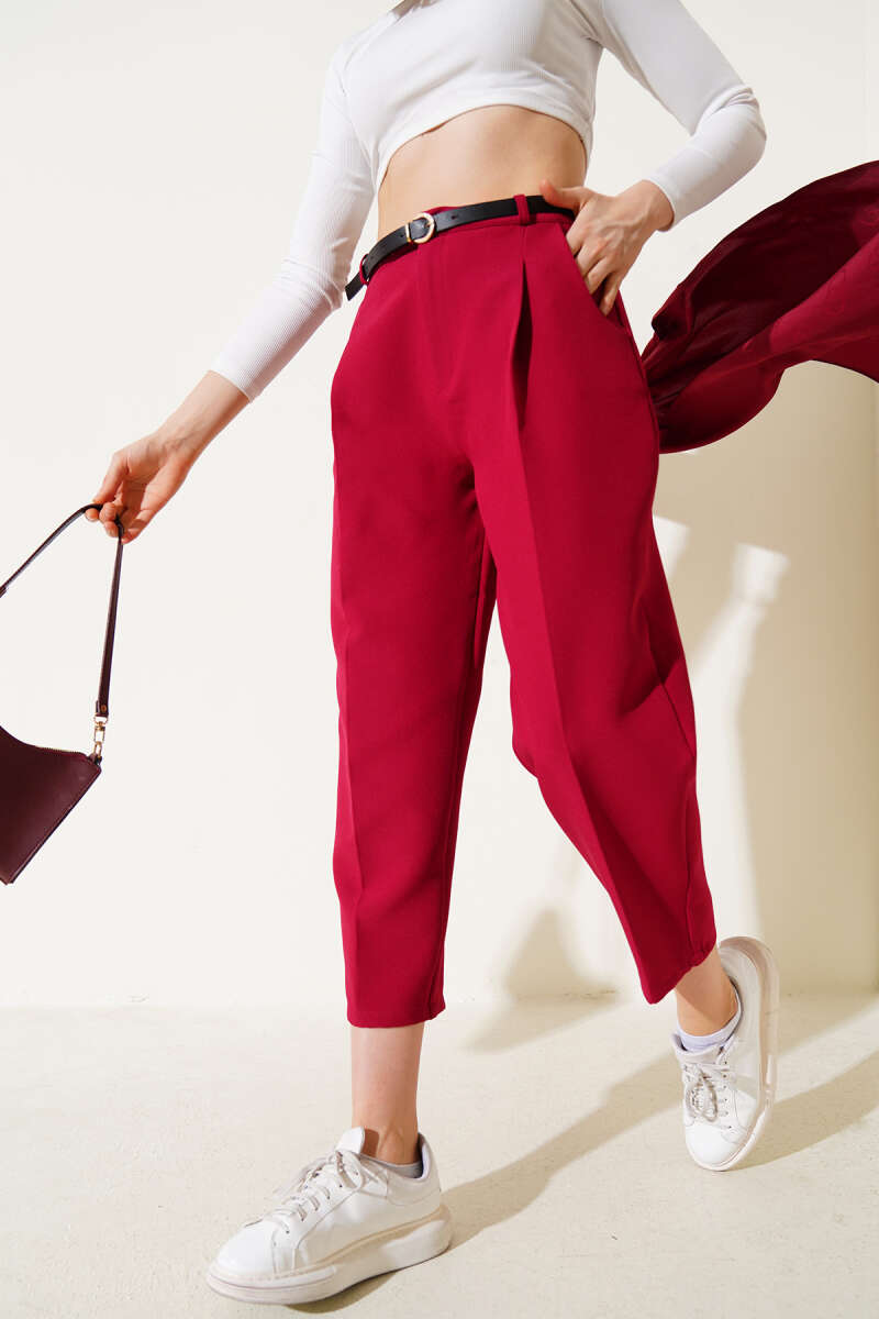 Belted Single-Pleat Slim Pants - Burgundy