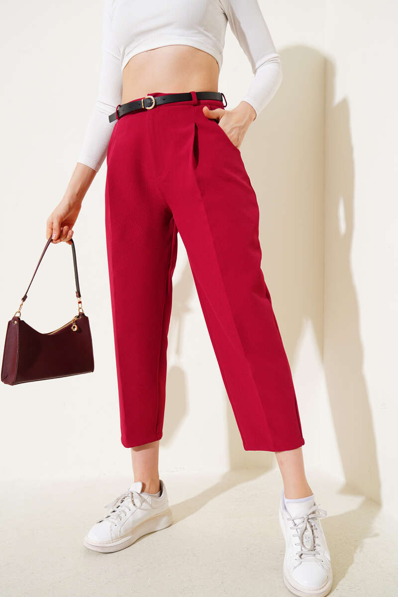 Belted Single-Pleat Slim Pants - Burgundy