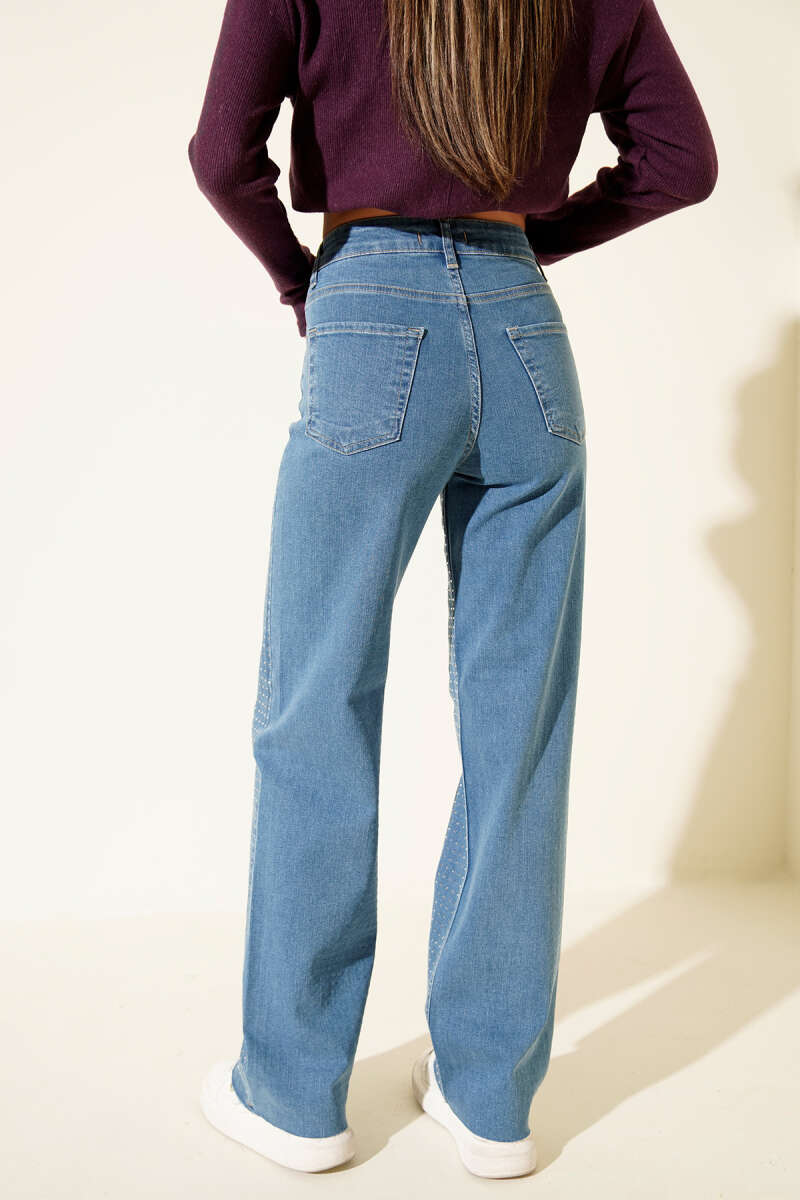 Cropped Wide-Leg Jeans with Stones - Light Blue