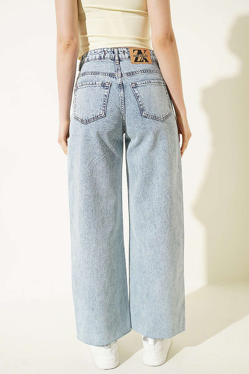 Raw-Hem Palazzo Trousers with Stone Detail - Light Wash