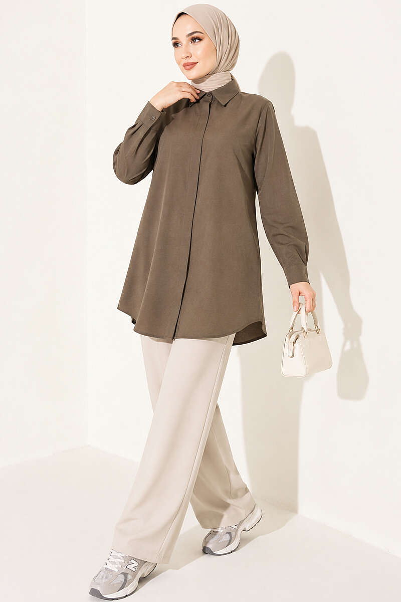 Classic-Collar Curved-Hem Shirt - Khaki
