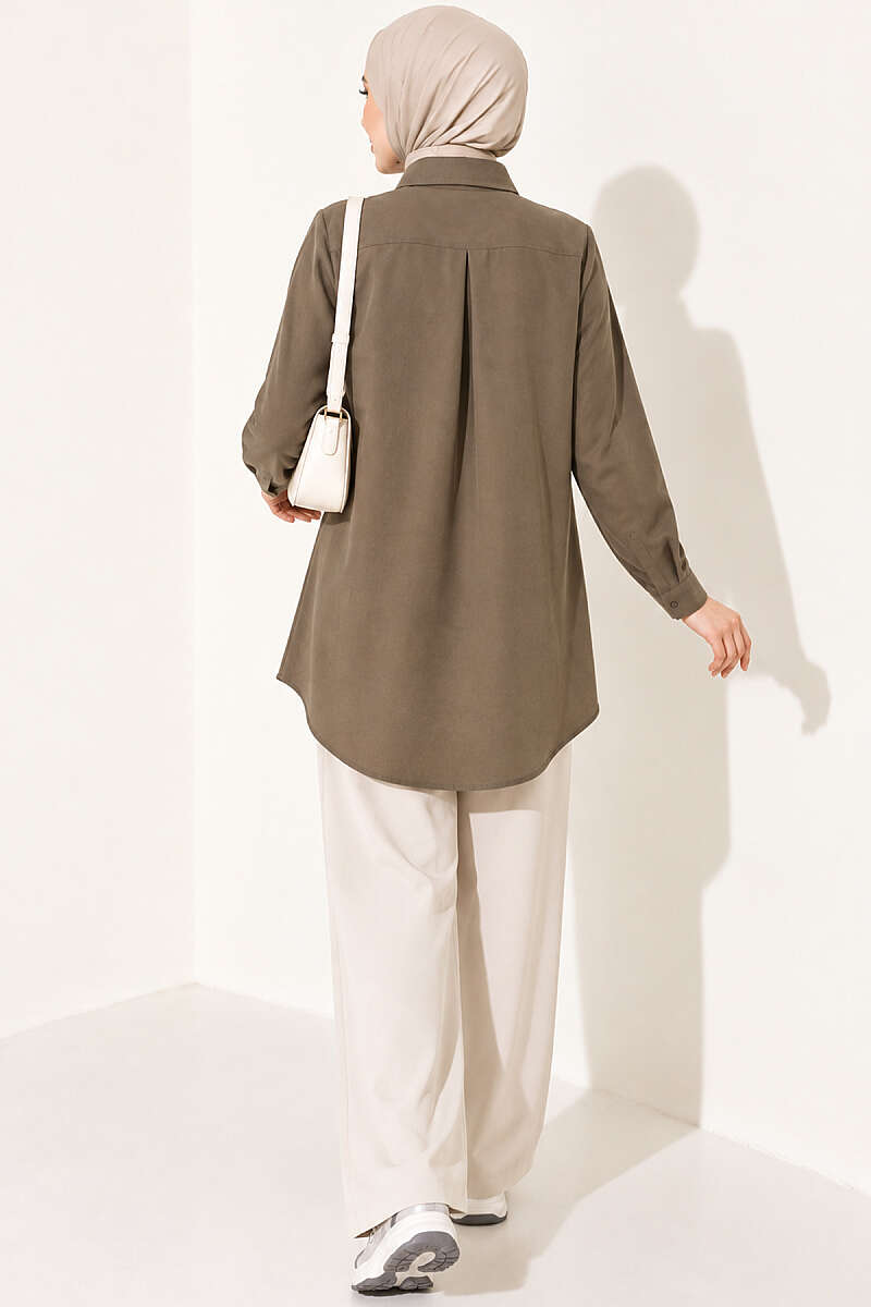 Classic-Collar Curved-Hem Shirt - Khaki