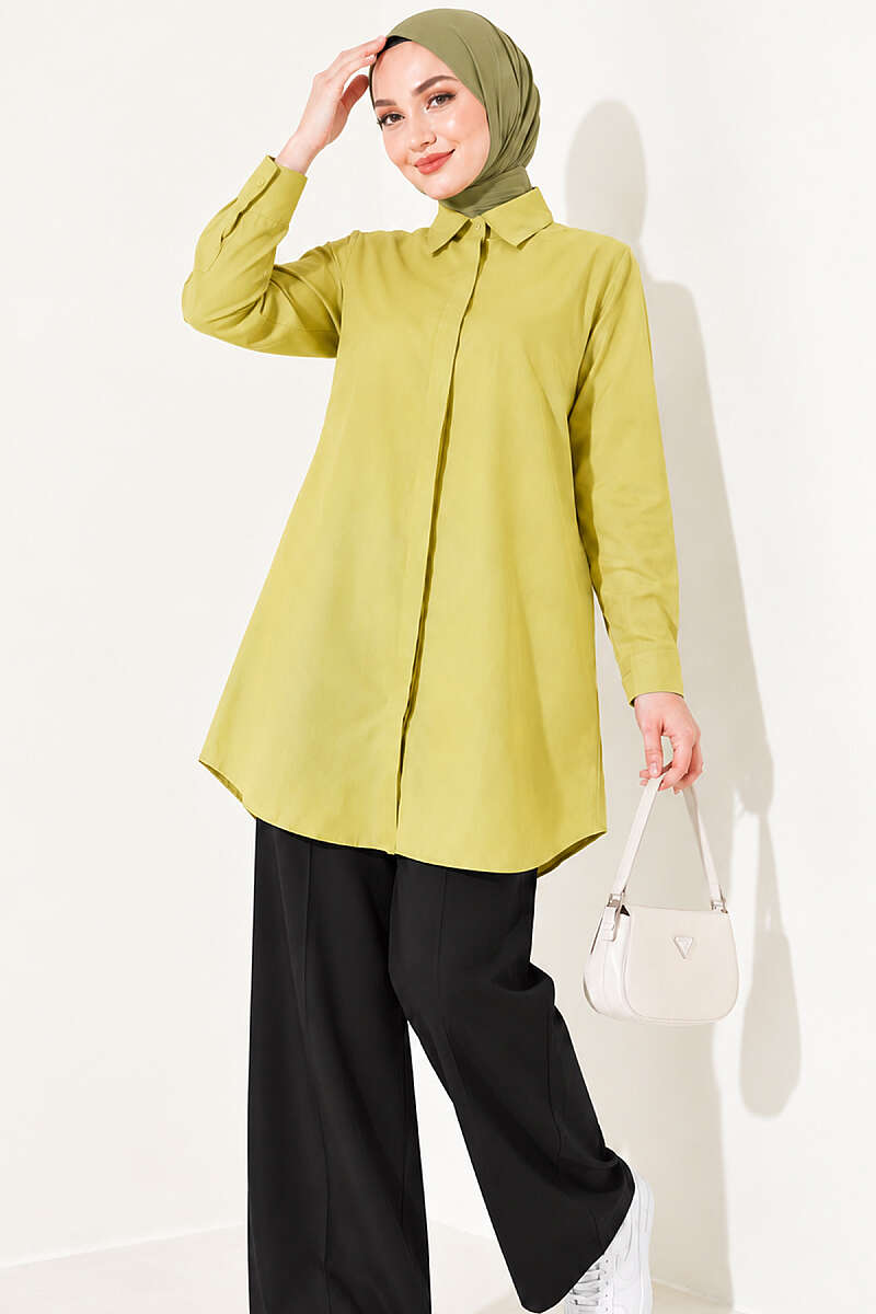 Classic-Collar Curved-Hem Shirt - Olive