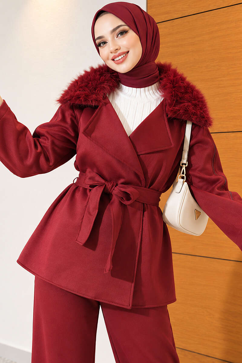 Two-Piece Set with Faux Fur Collar and Sleeve Zips - Burgundy
