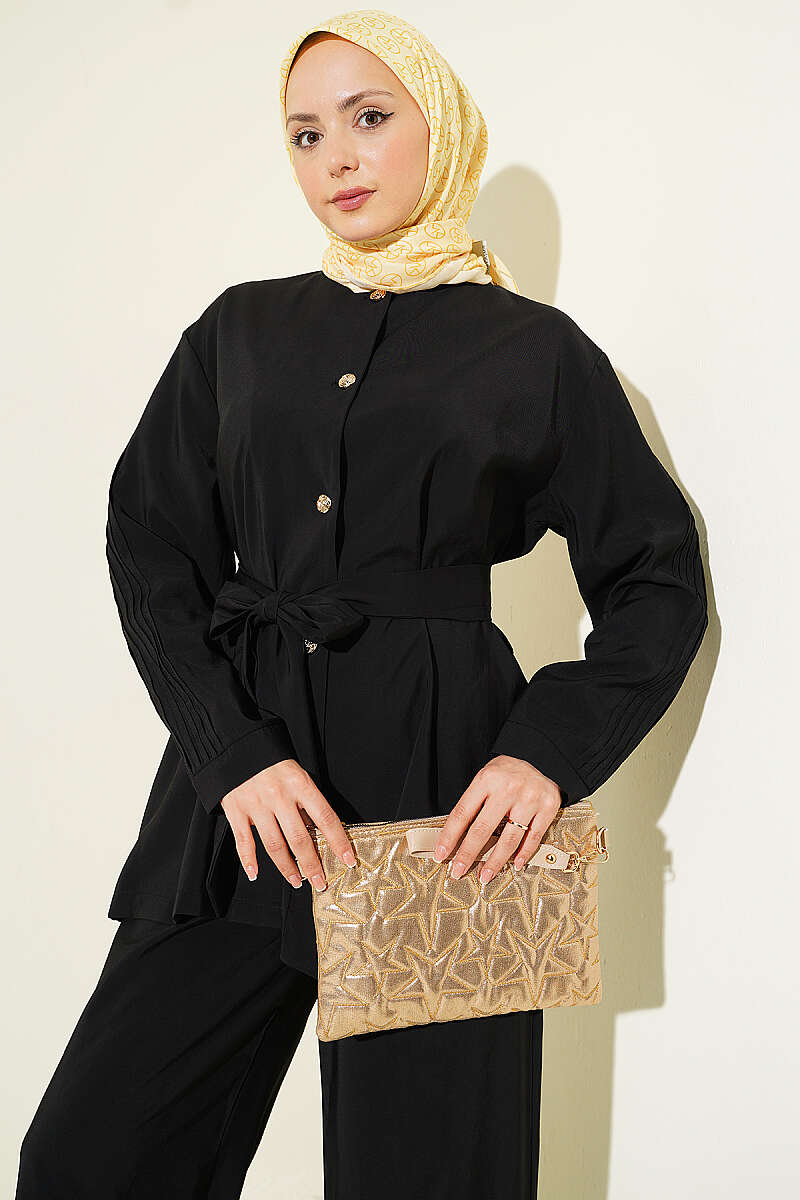 Two-Piece Set with Pleated Sleeves and Gold Buttons - Black