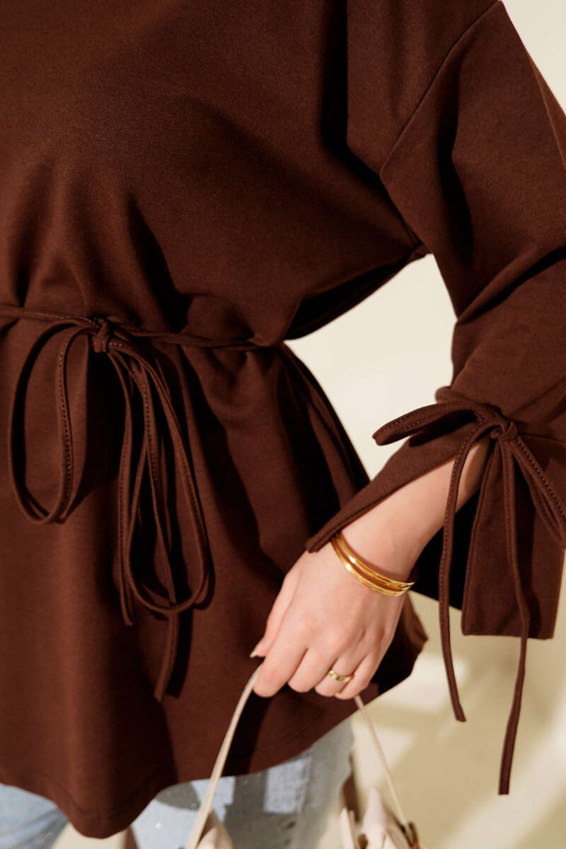 Two-Thread Tunic with Lace-Up Sleeves - Brown
