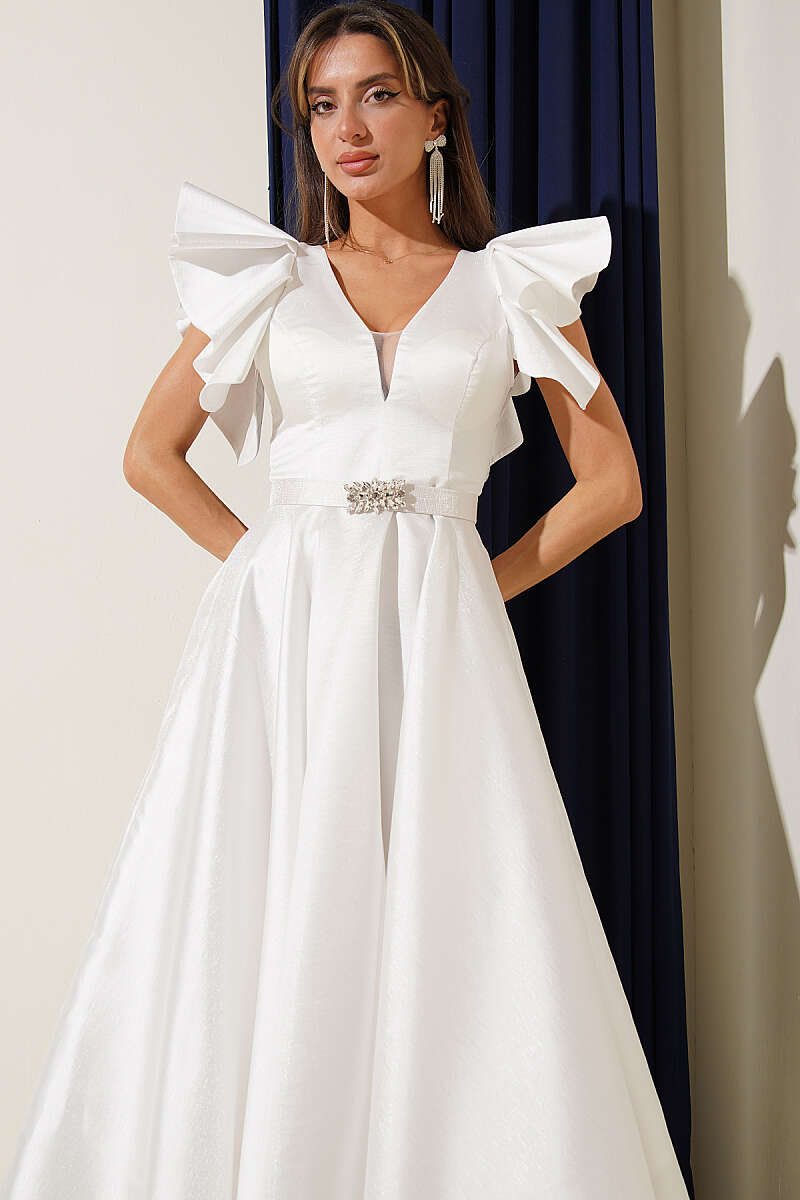 Evening Dress with Ruffled Sleeves - Ecru