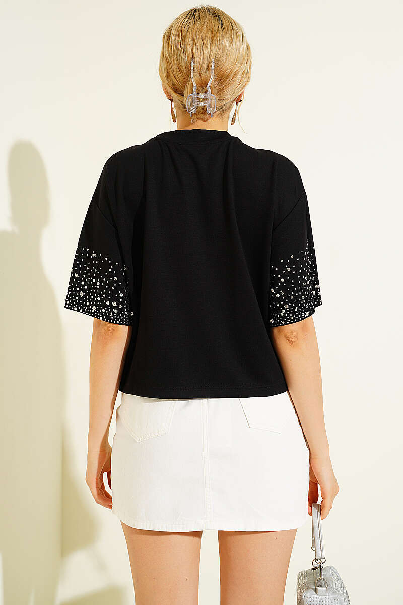 Loycha T-Shirt with Stone Sleeves - Black