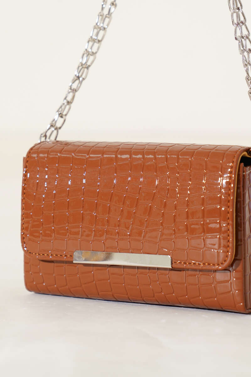 Croc Magnetic Bag with Chain Strap - Tan