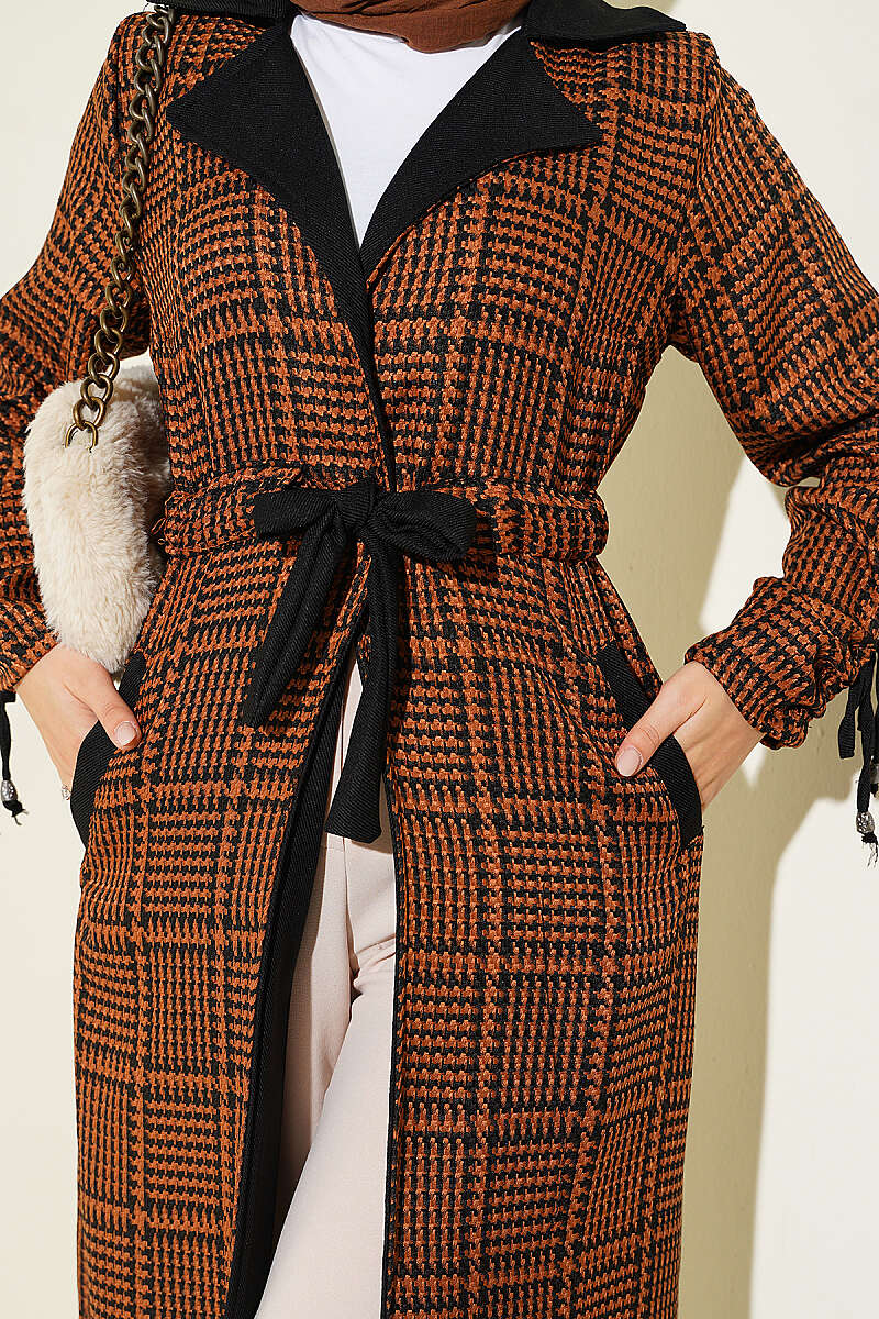 Wrap-Collar Houndstooth Cape - Camel