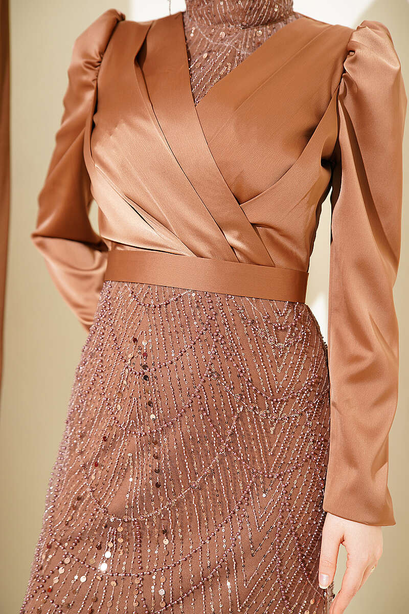Wrap-Collar Sequin Evening Dress - Brown