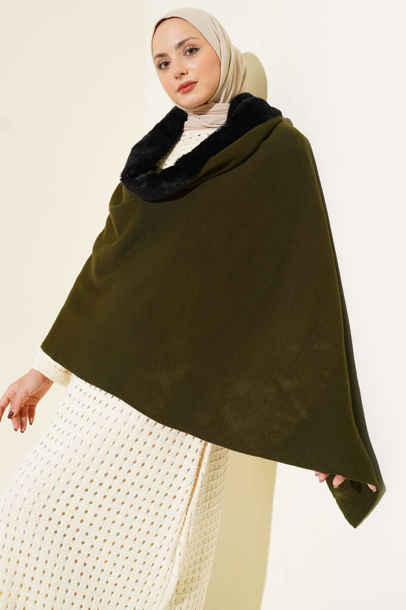 Shoulder Shawl with Faux Fur - Khaki